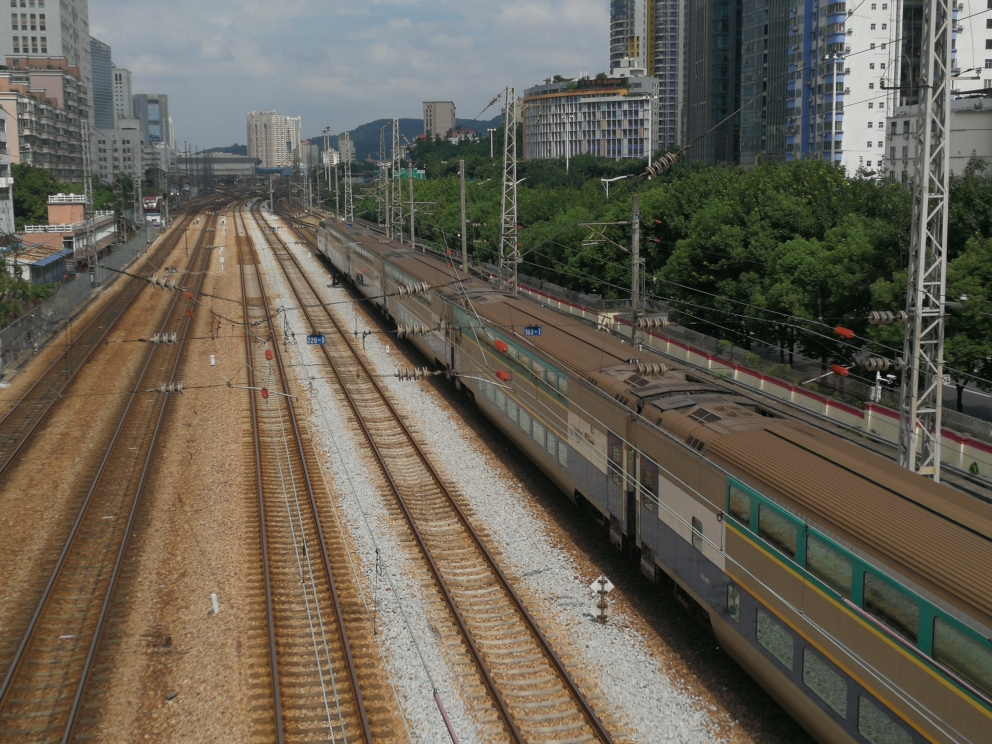 深圳机场东莞站接送服务