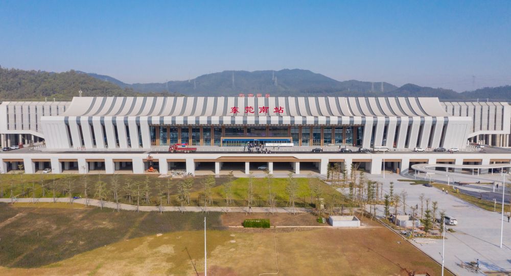 深圳机场东莞东站接送